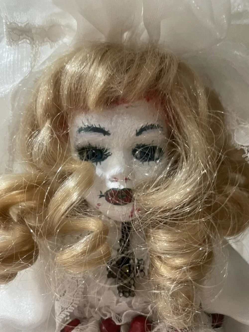 Bride PORCELAIN HORROR DOLL HAUNTED HANDPAINTED SPOOKY GHOSTLY EERIE UNEARTHLY
